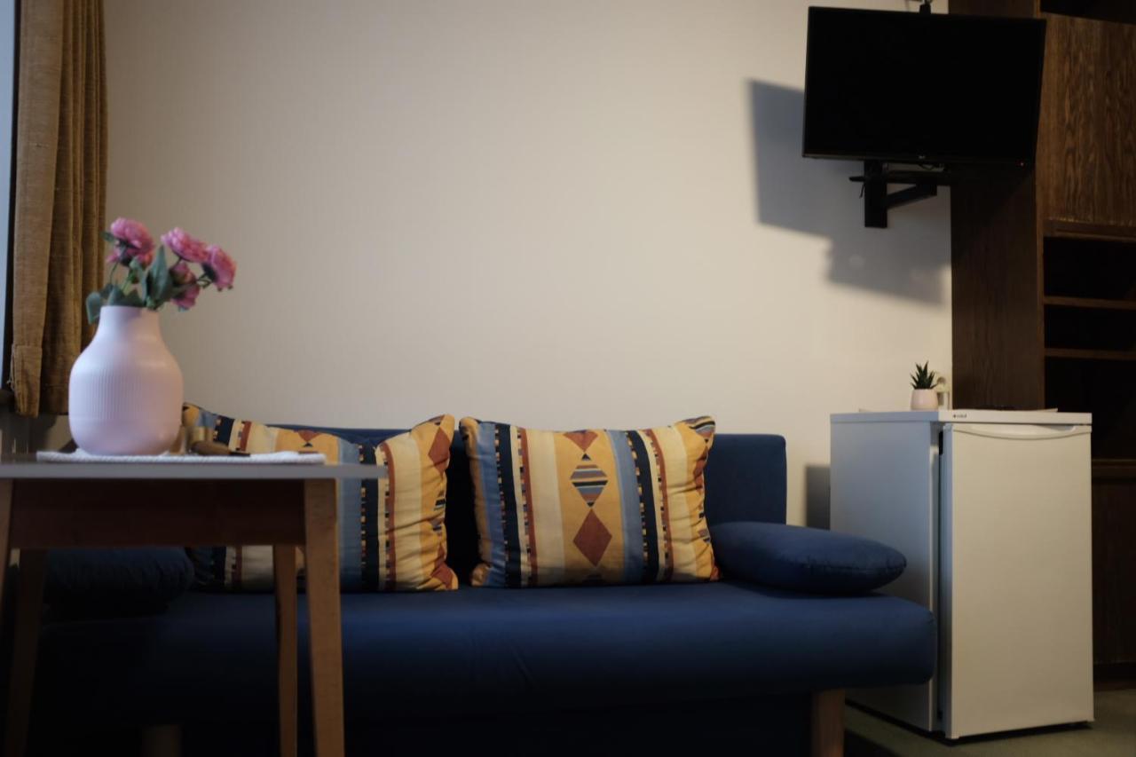 Garni Trojer Hotel Campo Tures Bagian luar foto